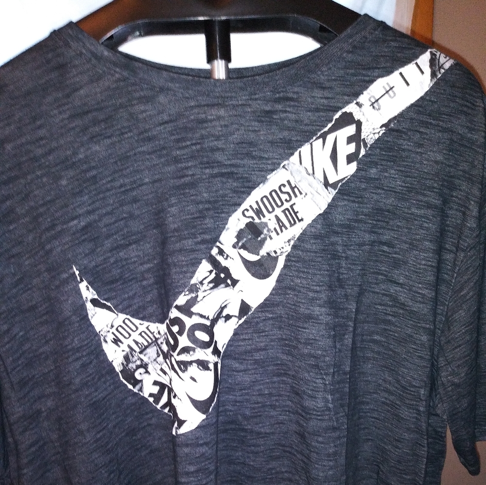 Mens Nike Dri Fit Tee 2XL
